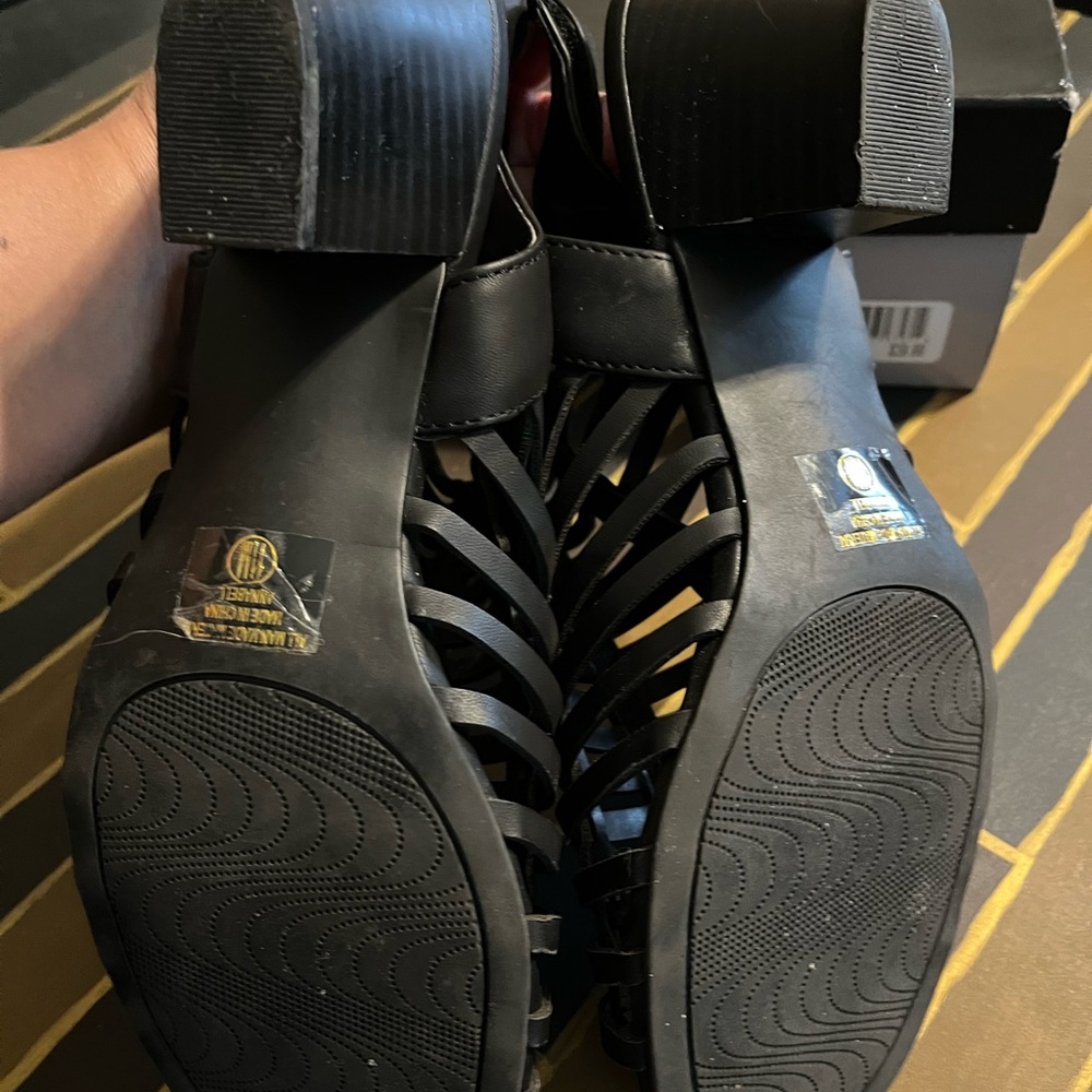 Gladiator Sandal - Picture 5 of 5